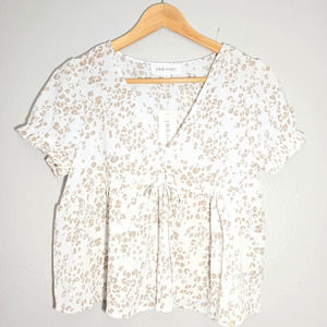 Pink Rose Casual Animal Print V-Neck Short Sleeve White Brown Size M Blouse